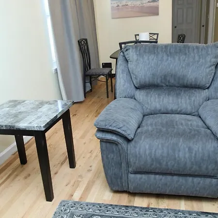 Spacious 3 Bedroom, 15 Min To Ewr Airport And Parks Newark Exterior photo