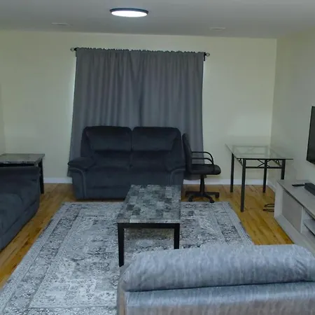 Spacious 3 Bedroom, 15 Min To Ewr Airport And Parks Newark Exterior photo