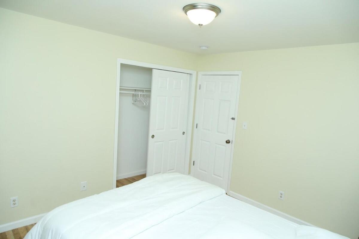 Spacious 3 Bedroom, 15 Min To Ewr Airport And Parks Appartement *