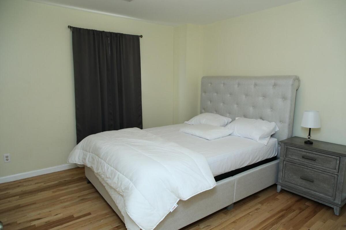 Spacious 3 Bedroom, 15 Min To Ewr Airport And Parks Appartement